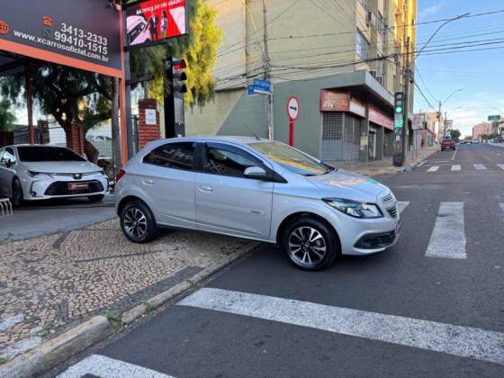 CHEVROLET ONIX 1.4 MPFI LTZ 8V FLEX 4P AUTOMÁTICO